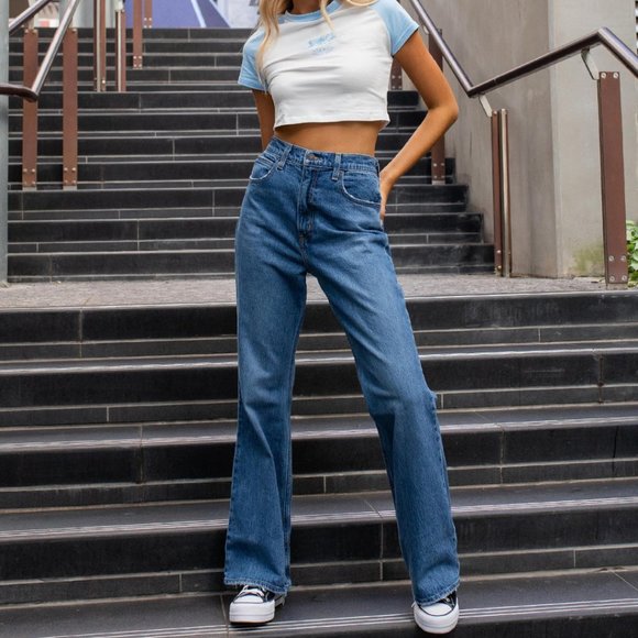 NWT Levi’s 70s High Rise Flare Sonoma Step Jeans Size 26 x 32